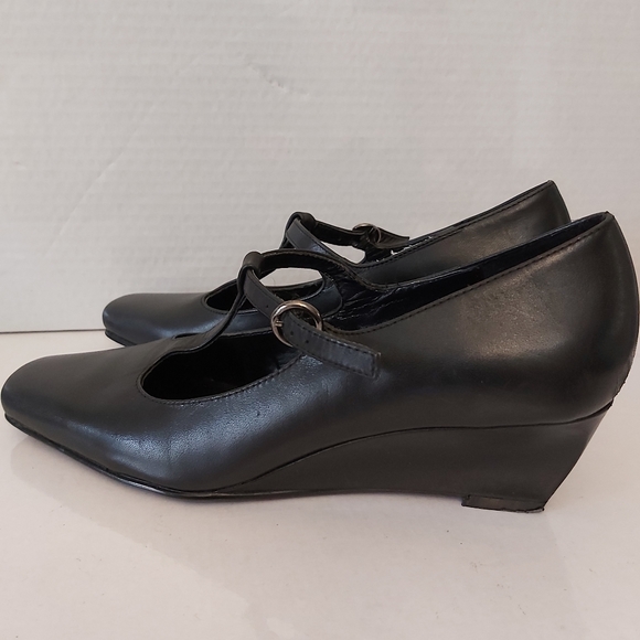 Naturalizer shoes Size 6 - Picture 2 of 9